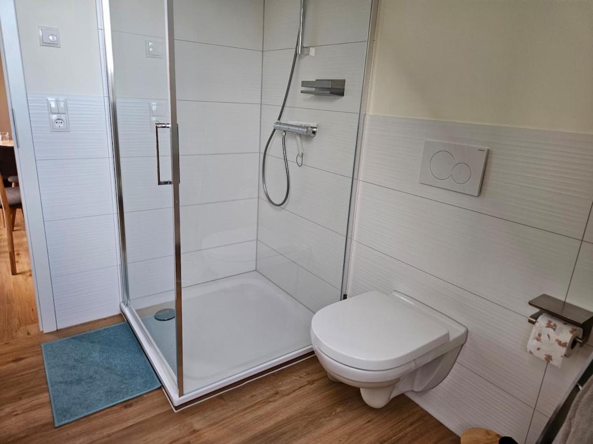 Ferienwohnung Glueck Am See Щернберг Екстериор снимка
