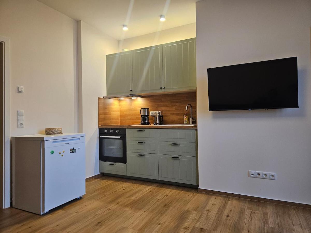Ferienwohnung Glueck Am See Щернберг Екстериор снимка